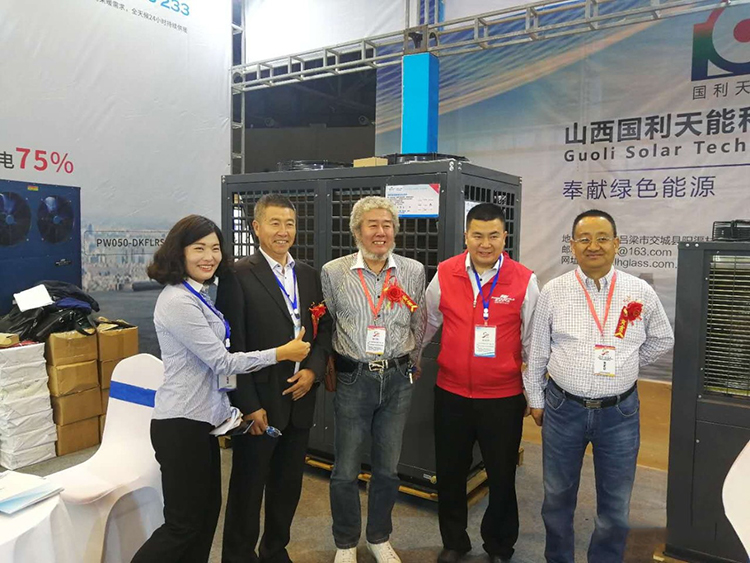 贝博空气能热泵智领臻品亮剑山西可再生能源博览会