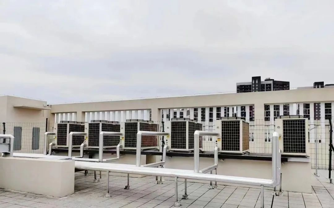 贝博空气能为学校高品质热水保驾护航